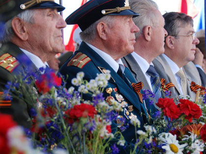 В эту пятницу в городе поздравят ветеранов войны и труда